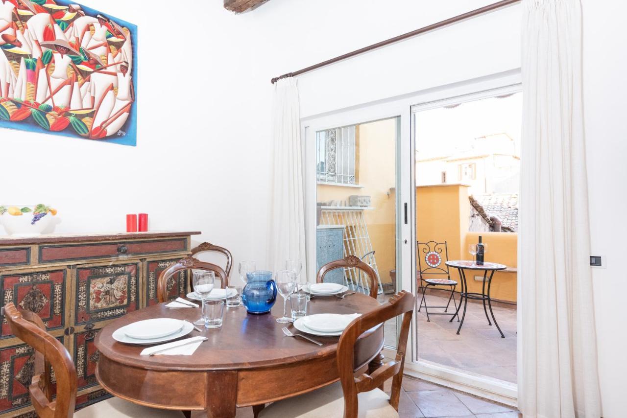 Stunning Campo De Fiori Apartment With Terrace Рим Екстериор снимка